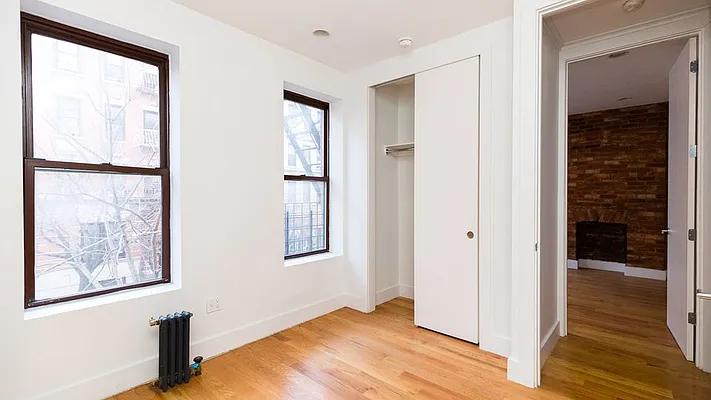 Rented by Nooklyn NYC LLC | media 11