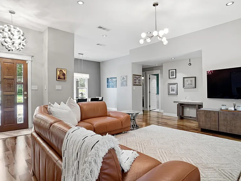 1362 Cross Timber Dr — Photo 7
