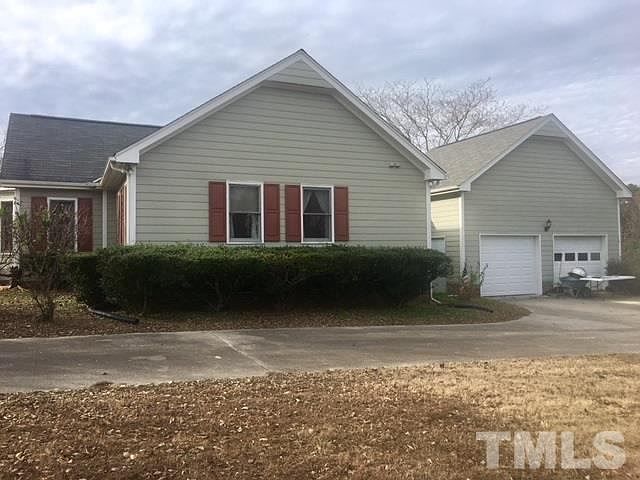 2nd image of 105 Hunters Ln