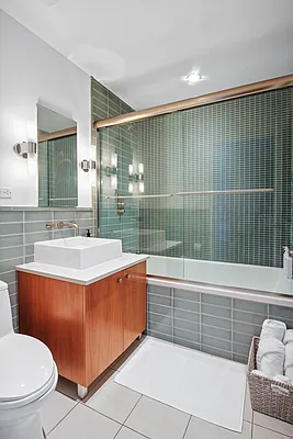 Rented by Compass | media 18