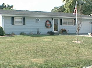 707 Walnut St, Humboldt, IL 61931