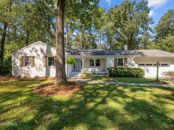 3502 Wedgewood Drive, Trent Woods, NC 28562