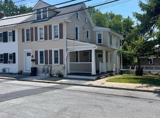 36-38 E Hummelstown St, Elizabethtown, PA 17022