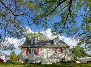 1506 Hilltop Rd, Pottstown, PA 19464