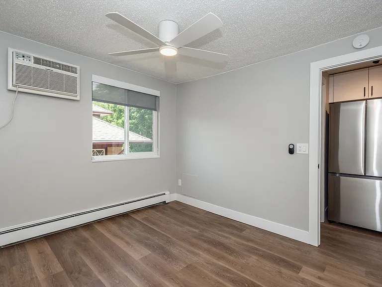 1341 Cook — Photo 32
