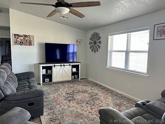 3rd image of 6455 Watson Rd