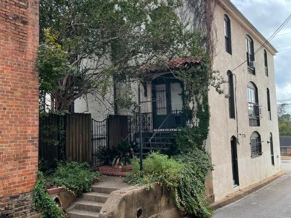 107 S Church St, Nacogdoches, TX 75961