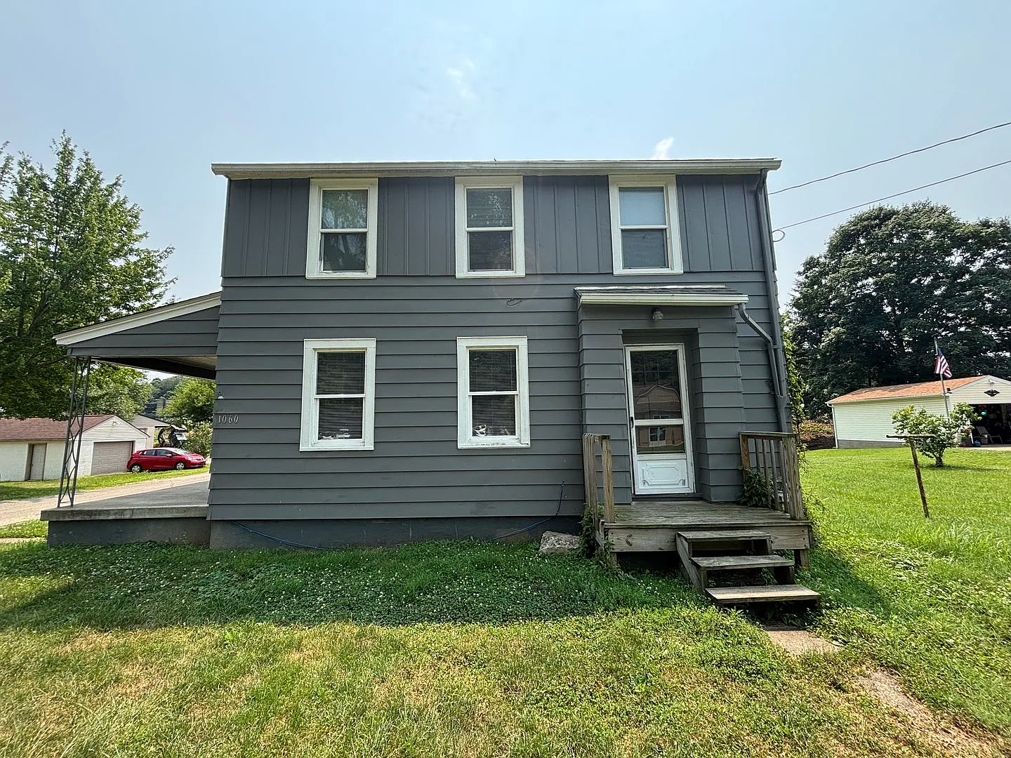 Beautiful 3 Bedroom/1 Bath Home in Lancaster — Photo 1
