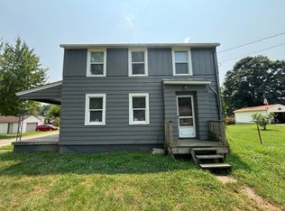 1060 Sugar Grove Rd, Lancaster, OH 43130