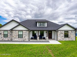 7907 Henwick Ln, Jefferson City, MO 65109