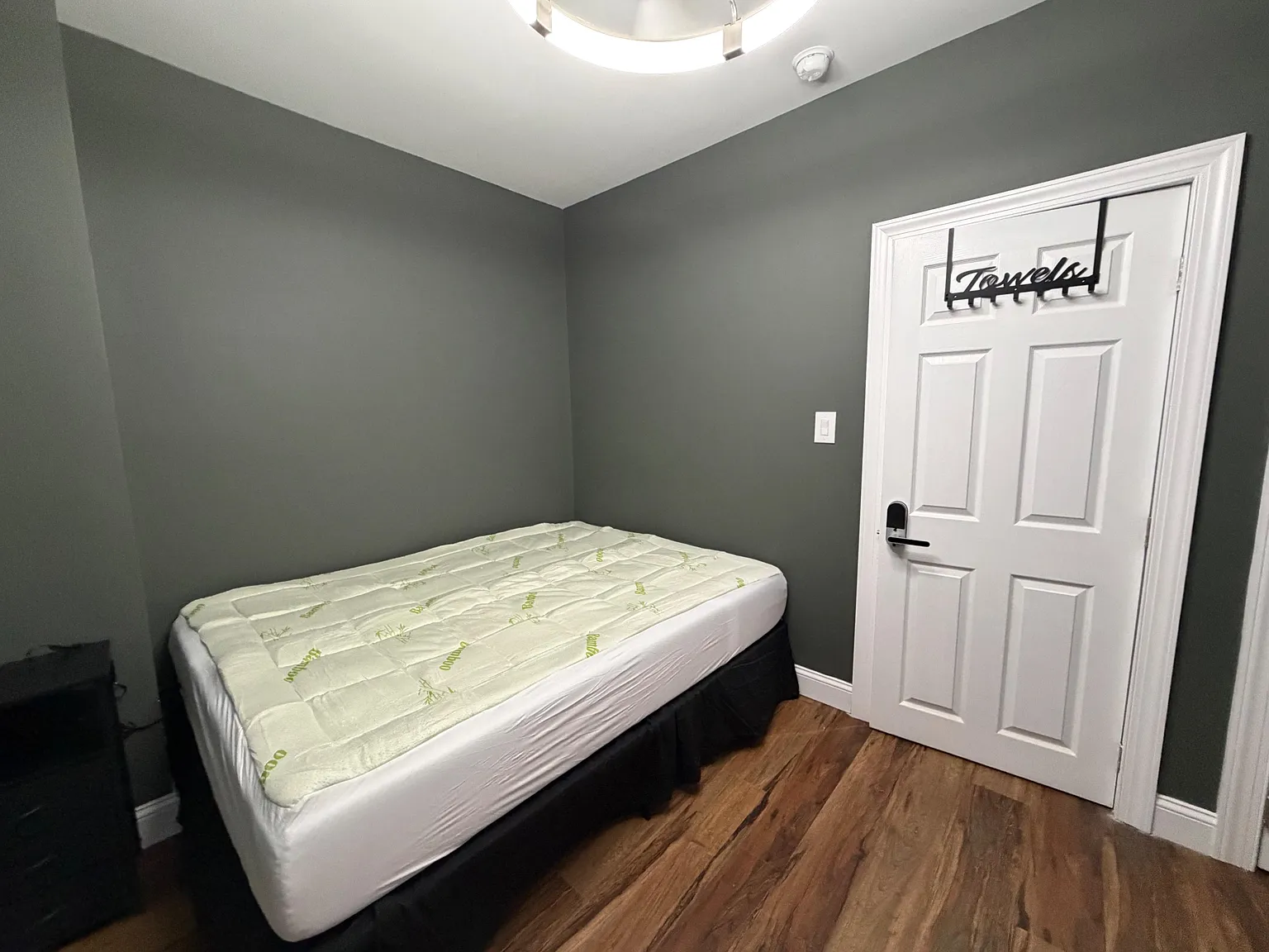 3 bed, 2.0 bath, 1200 sqft, $1,001 — Photo 3