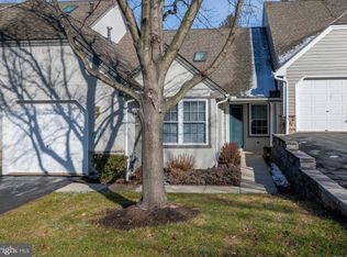 127 Hawthorne Ct, Reading, PA