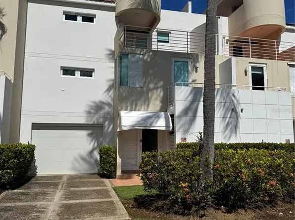 Villas De Golf Oeste Dorado Del Mar Blvd #121, Dorado, PR 00646