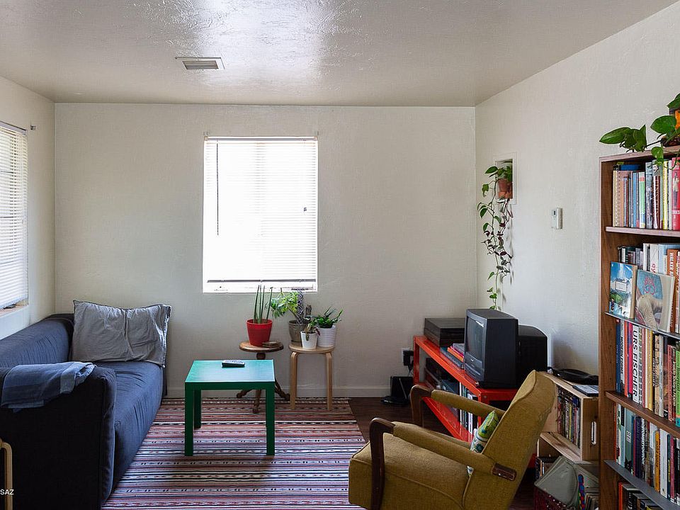 2nd image of 1102 E Limberlost Dr Unit C
