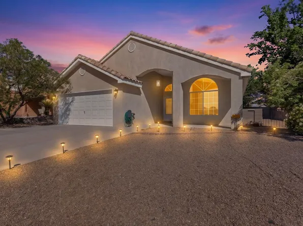 7501 Willow Wood Dr NW, Albuquerque, NM 87120