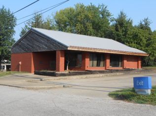 106 N Spring St, Odon, IN 47562