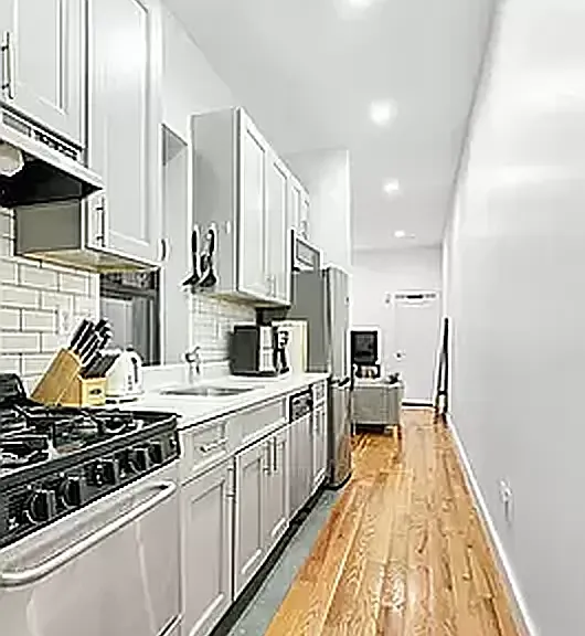 808 Prospect Pl #4A — Photo 1