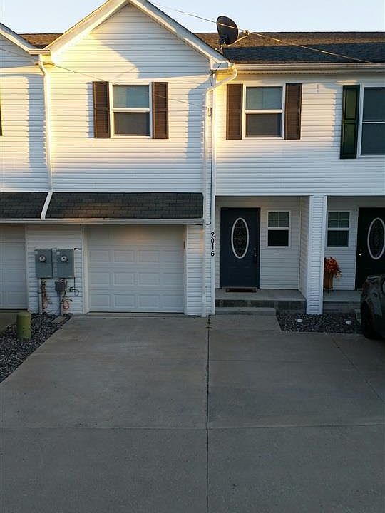 1st image of 2016 Grandview Dr