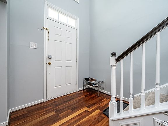 5th image of 9529 Hungary Woods Dr