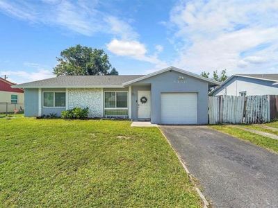 8350 NW 46th St, Lauderhill, FL, 33351