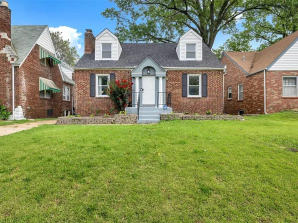 6825 Bartmer Ave, Saint Louis, MO 63130