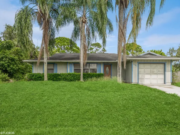 1181 SW Sarto Lane, Port St Lucie, FL 34953