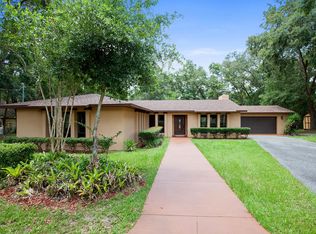 2505 Lake Griffin Rd, Lady Lake, FL 32159