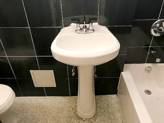 Rented by AJ Clarke | media 6