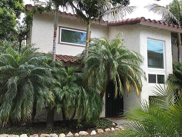 2nd image of 425 Percy St