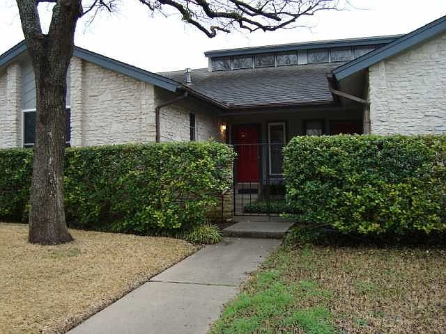 1st image of 10804 Pinehurst Dr #A