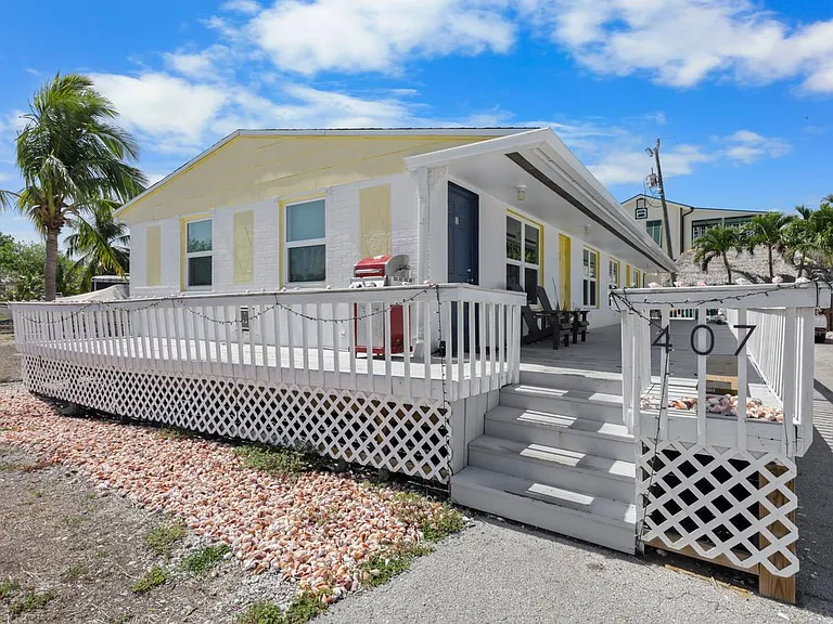 407 Mango Ave #1 — Photo 5