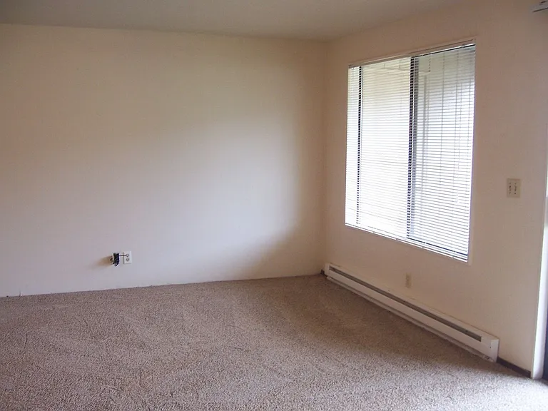 2020-22 Texas St — Photo 4