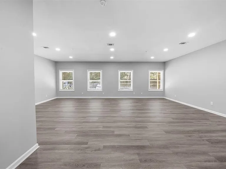 5399 Northland Dr NE #3 — Photo 13