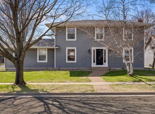 1213 Cliffview Ave, Onalaska, WI 54650