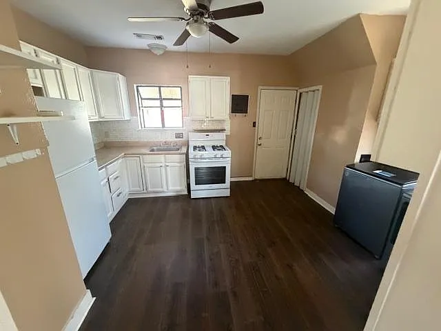 1610 Taylor St — Photo 3
