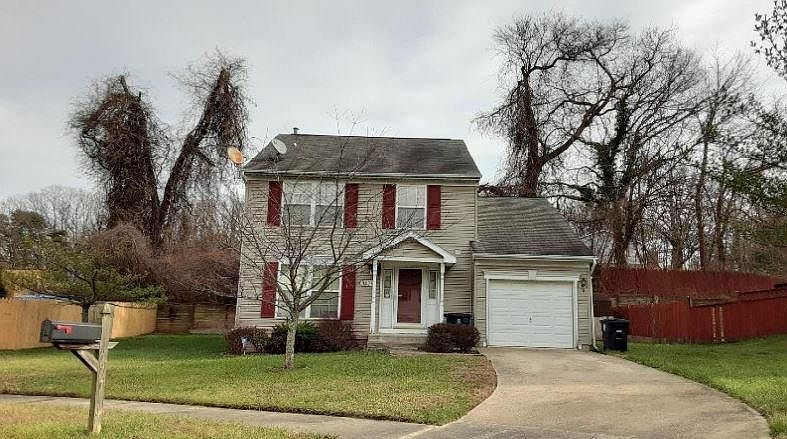 2nd image of 4607 Gladys Ct