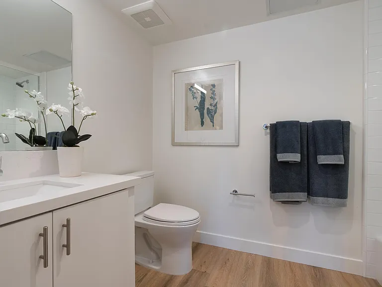 226 E De La Guerra St #214C — Photo 17