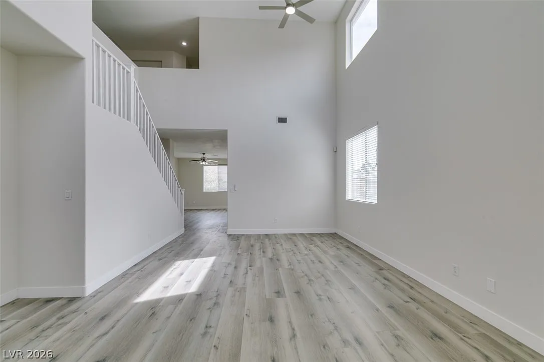 6 bed, 3.5 bath, 2780 sqft, $2,550 — Photo 3