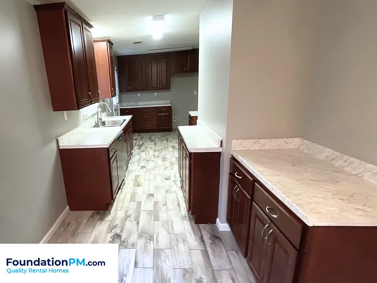 6236 Haddington Dr — Photo 7