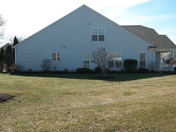 4th image of 103 Petunia Dr