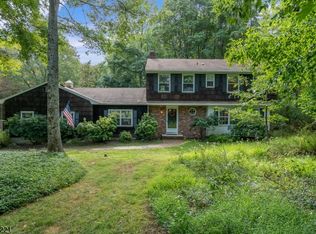 747 Backhus Estate Rd, Glen Gardner, NJ 08826