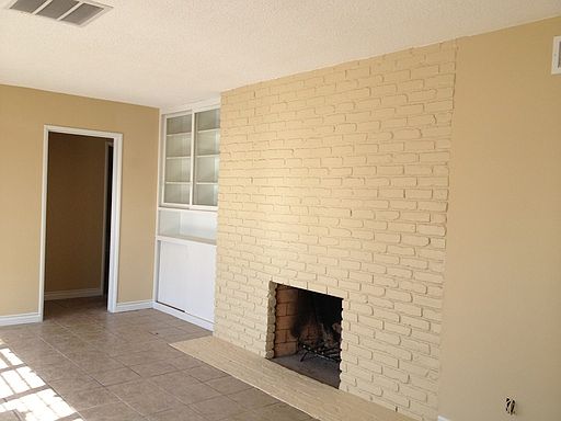 5th image of 1096 Grant Ave