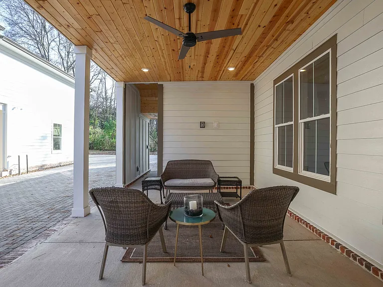 207 Fairground St #103 — Photo 37