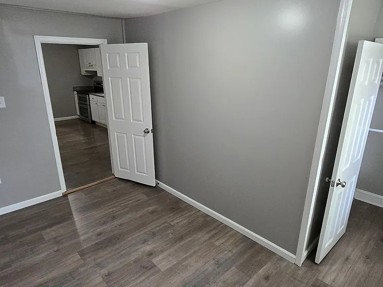 4 S Essex Ave #1 & Unit 2 — Photo 7