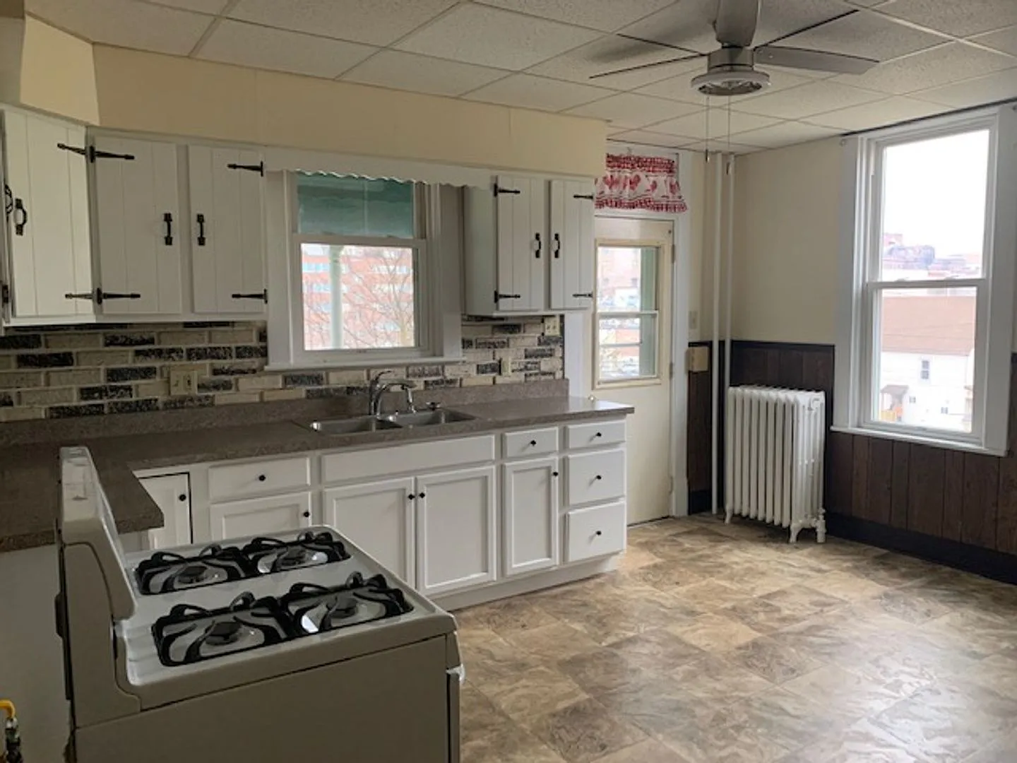 Ashberry Properties - 1142-1144 McKinley Avenue — Photo 4