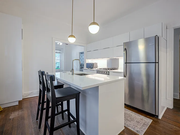 763 Girard St NW — Photo 4