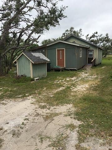 1st image of 811 Dallas St