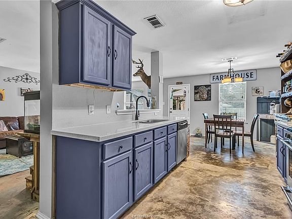 5th image of 4620 Northwood Dr