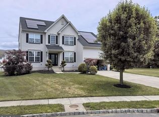 61 Candlewood Rd, Williamstown, NJ 08094