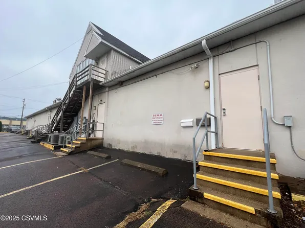 353 Cooks Ct, Danville, PA 17821